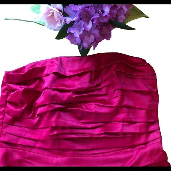 𝅺express Backless, Sleeveless Dress NWT - Picture 2 of 10